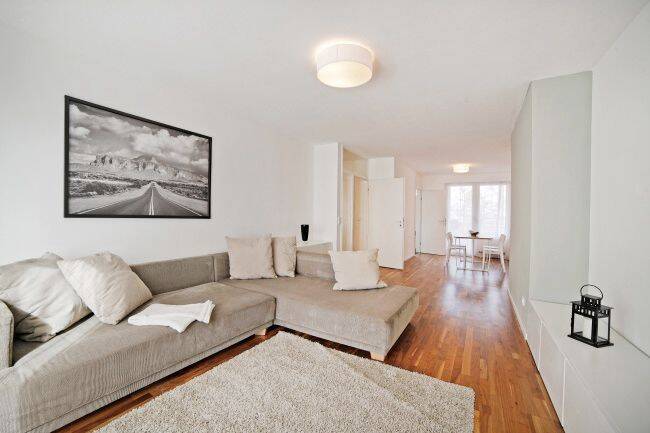 Sehr schöne 3,5-Zimmer Wohnung mit 2 Bädern und 2 Balkonen – 80687 München – Vorschaubild 10