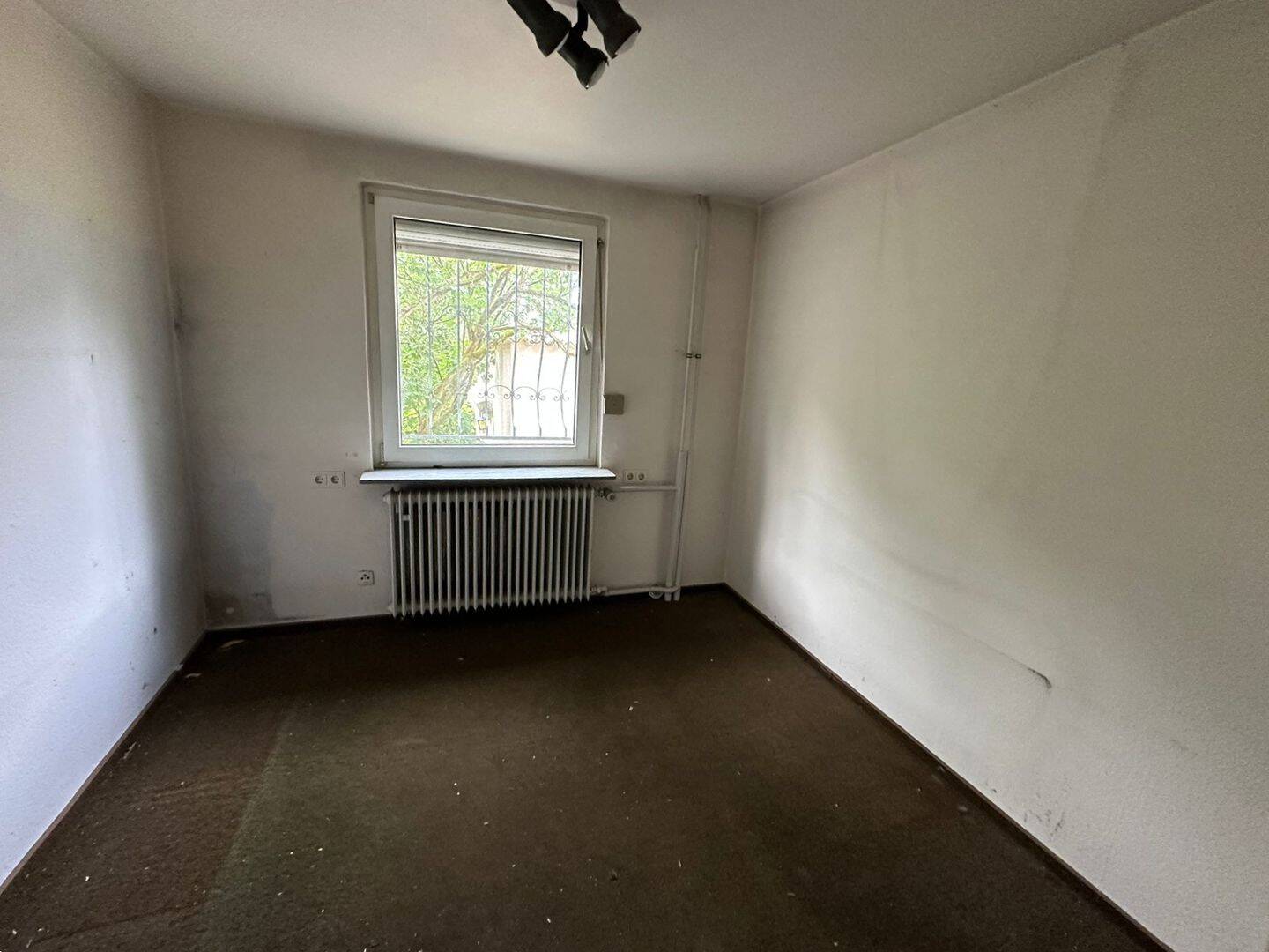 Freistehendes Einfamilienhaus mit großem Grundstück in begehrter Wohnlage am Fuß des Frankensteins – 64297 Darmstadt – Vorschaubild 9