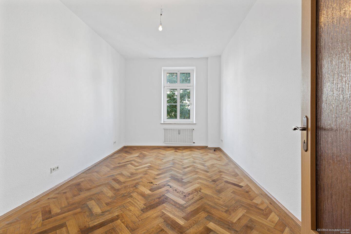 GEORGI: Charmante Altbauwohnung in gesuchter Lage von Neuhausen-Nymphenburg – 80634 München – Vorschaubild 2