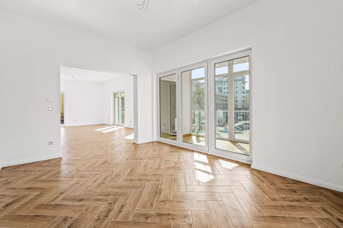 Erstbezug Sofortbezug  möglich! 5-Zi.-Familienwohnung im Neubau – 0172-3261193 (Besichtigung – 10179 Berlin – Vorschaubild 4