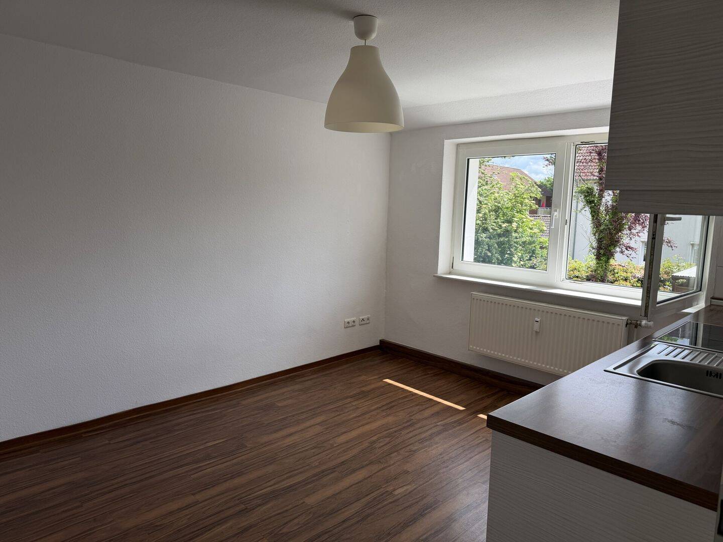 Gemütliche Obergeschosswohnung mit guter Ausstattung! – 26655 Westerstede – Vorschaubild 2