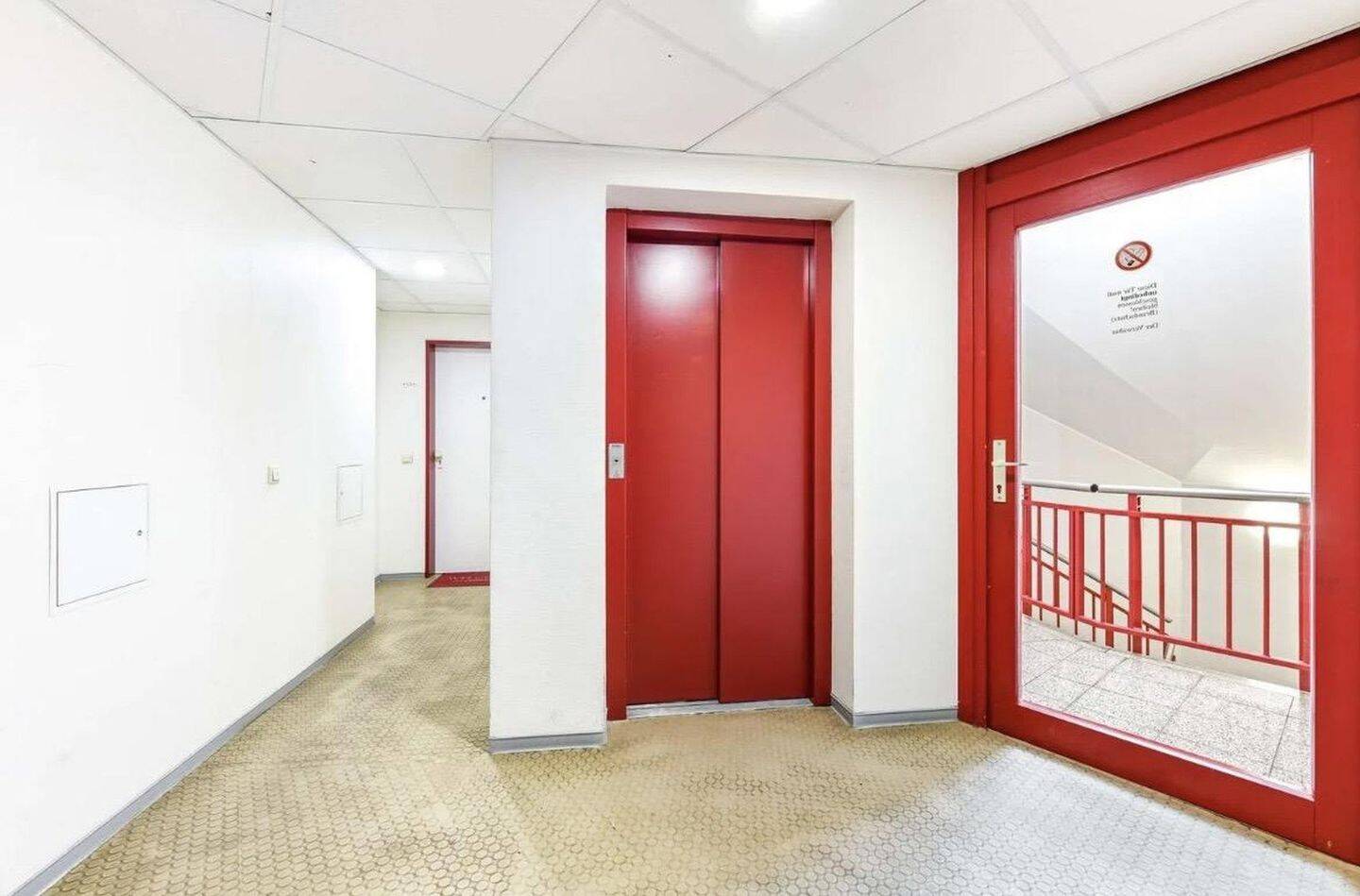 Von Privat, Helle und ruhige 2-Zimmer-Wohnung in Hamburg, mit Balkon ins grüne, inkl. TG-Stellplatz – 21031 Hamburg – Vorschaubild 7