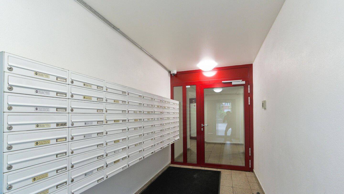 Von Privat, Helle und ruhige 2-Zimmer-Wohnung in Hamburg, mit Balkon ins grüne, inkl. TG-Stellplatz – 21031 Hamburg – Vorschaubild 8