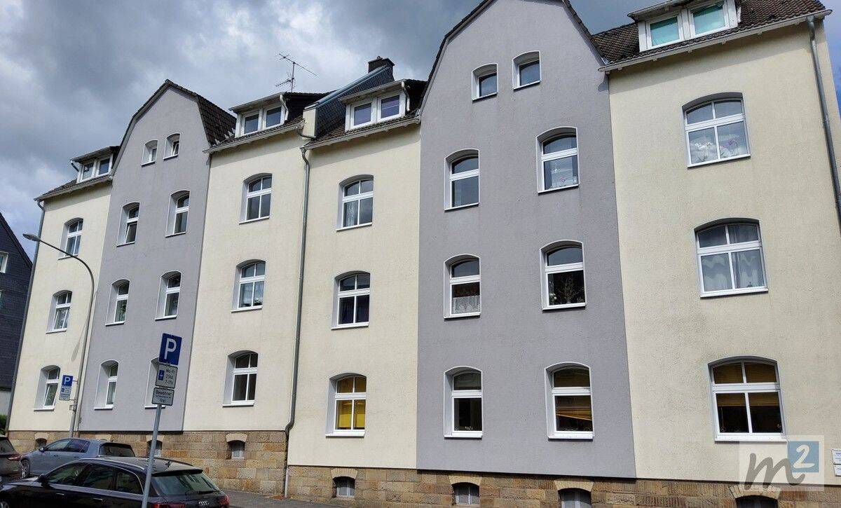 Schöne lichtdurchflutete Wohnung mit separatem Mansardenzimmer! – 42897 Remscheid – Vorschaubild 2