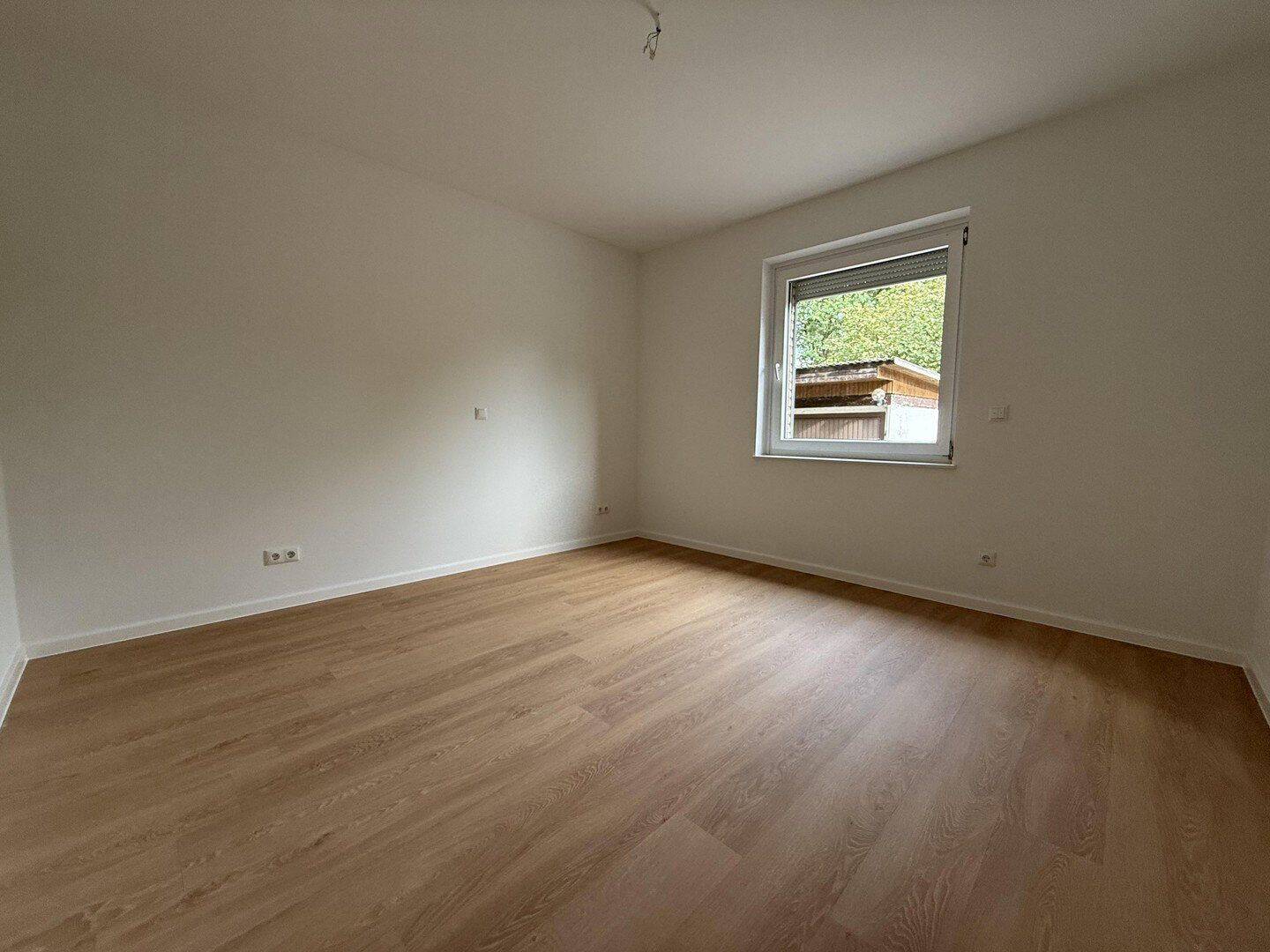 Kernsanierte 2-Zimmer-Wohnung im EG mit Fußbodenheizung und Stellplatz – 29225 Celle – Vorschaubild 6