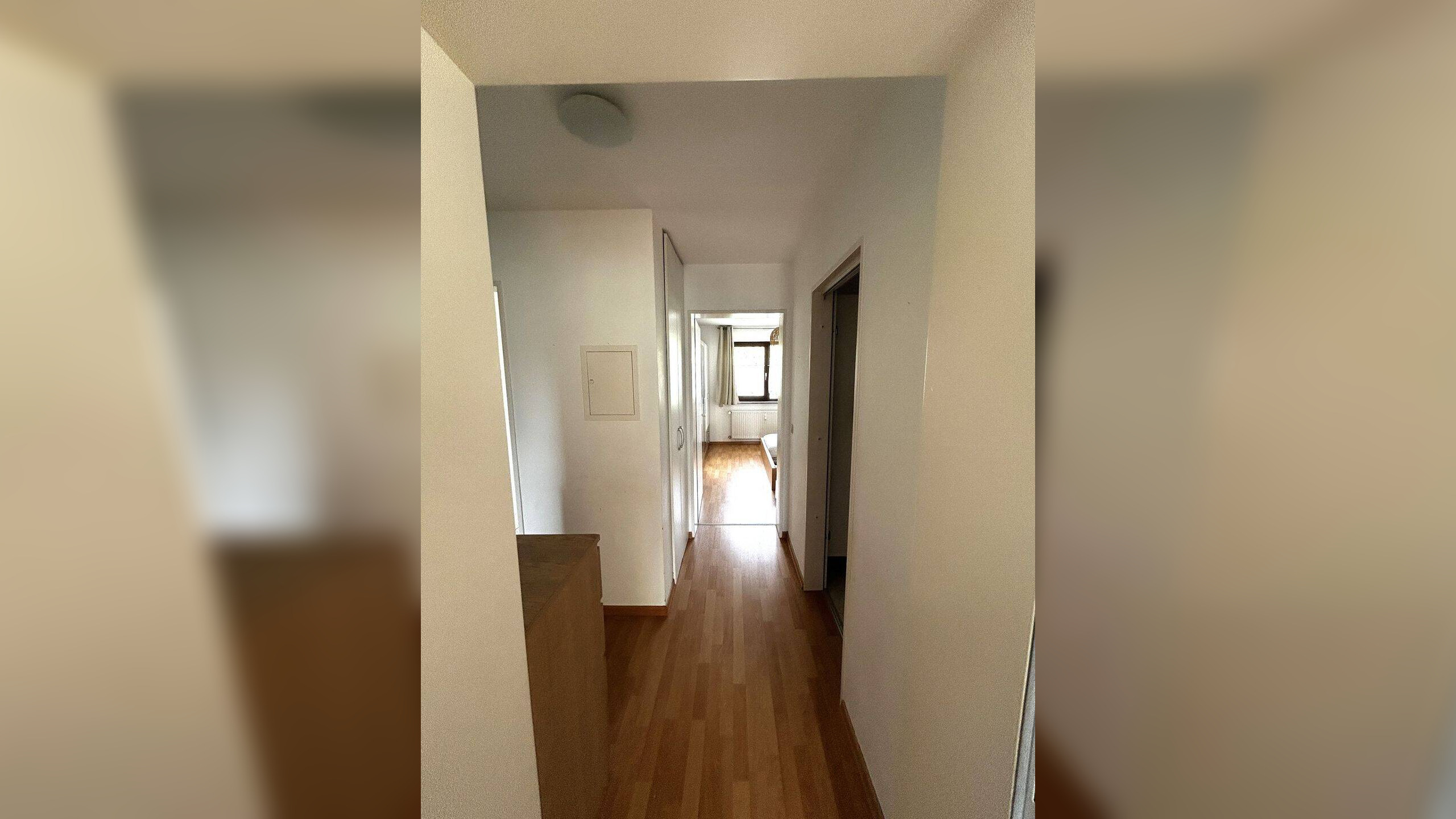 Gemütliche 3-Zimmerwohnung in S-Bahnhofnähe mit Süd-Balkon…. – 82008 Unterhaching – Vorschaubild 8