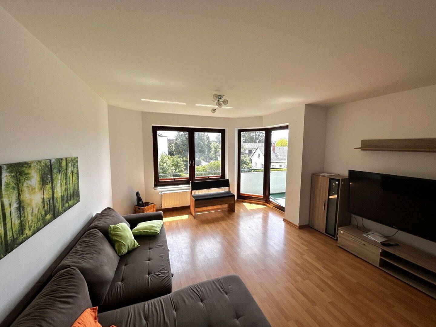 Gemütliche 3-Zimmerwohnung in S-Bahnhofnähe mit Süd-Balkon…. – 82008 Unterhaching – Vorschaubild 9