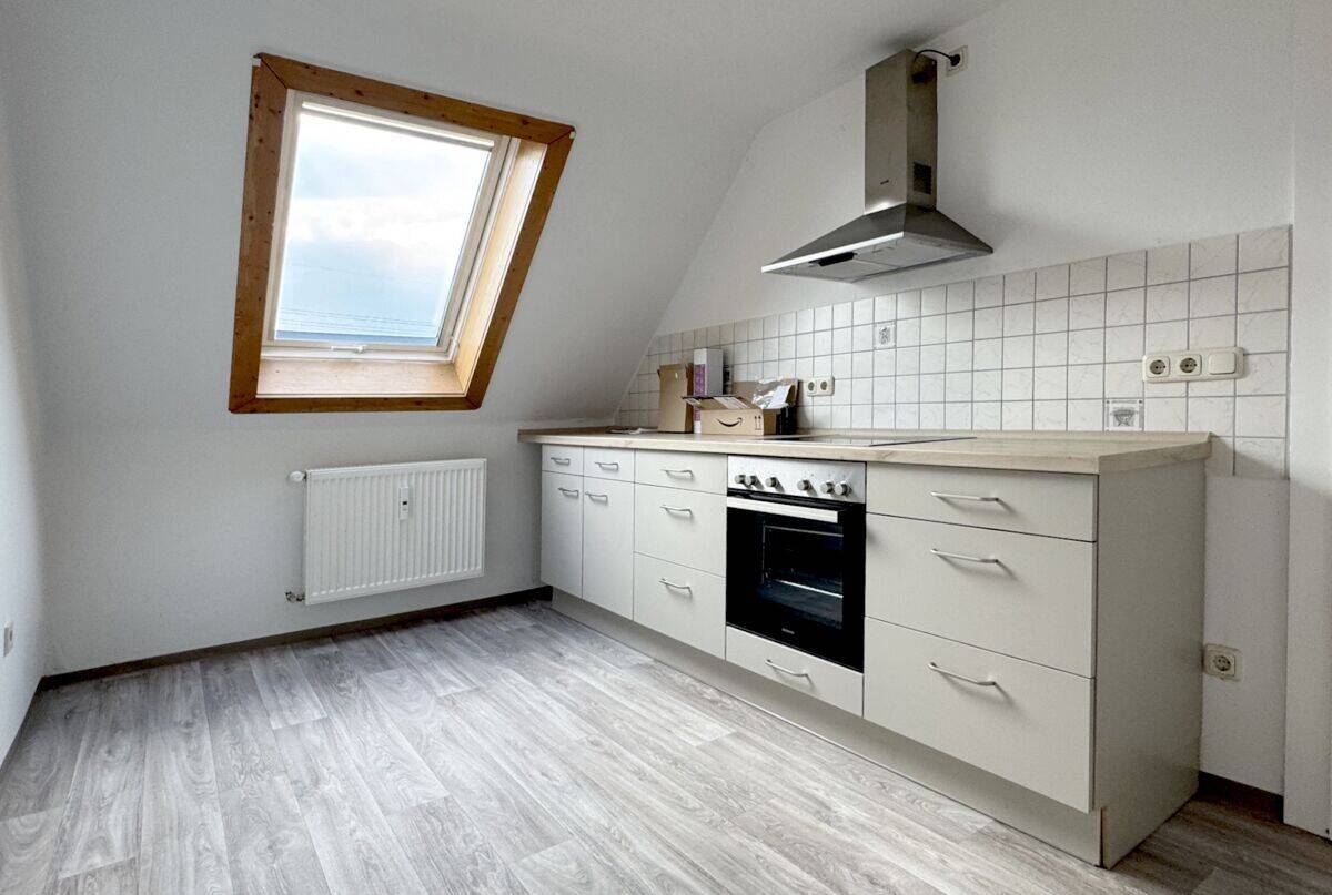 Zu vermieten: 2,5-Zimmer-Wohnung in der Nähe des Forchheimer Kellerwaldes – 91301 Forchheim – Vorschaubild 2