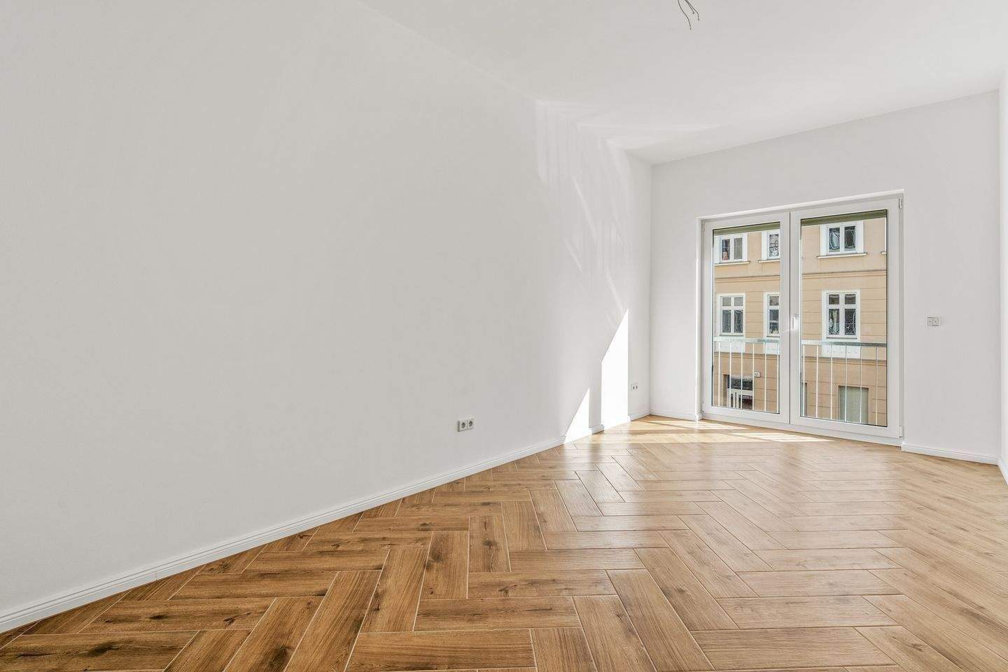 Neubau zum Erstbezug / Sofortbezug 4 Zimmer, Neubau, Erstbezug – 0172-3261193 (Termine Mo–So) – 10243 Berlin – Vorschaubild 8