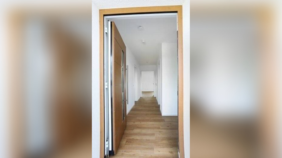 Wohnen im Herzen Landshuts – Traumhafte Loggia – WOHNBERECHTIGUNGSSCHEIN Einkommensstufe II – 84036 Landshut – Vorschaubild 3