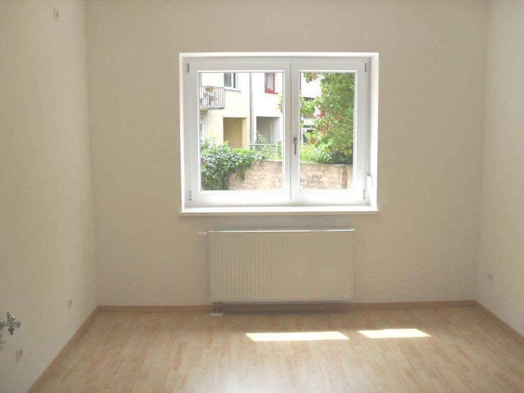 N-Maxfeld: Gepflegte, kleine Drei-Zimmerwohnung mit Terrasse! – 90409 Nürnberg – Vorschaubild 4