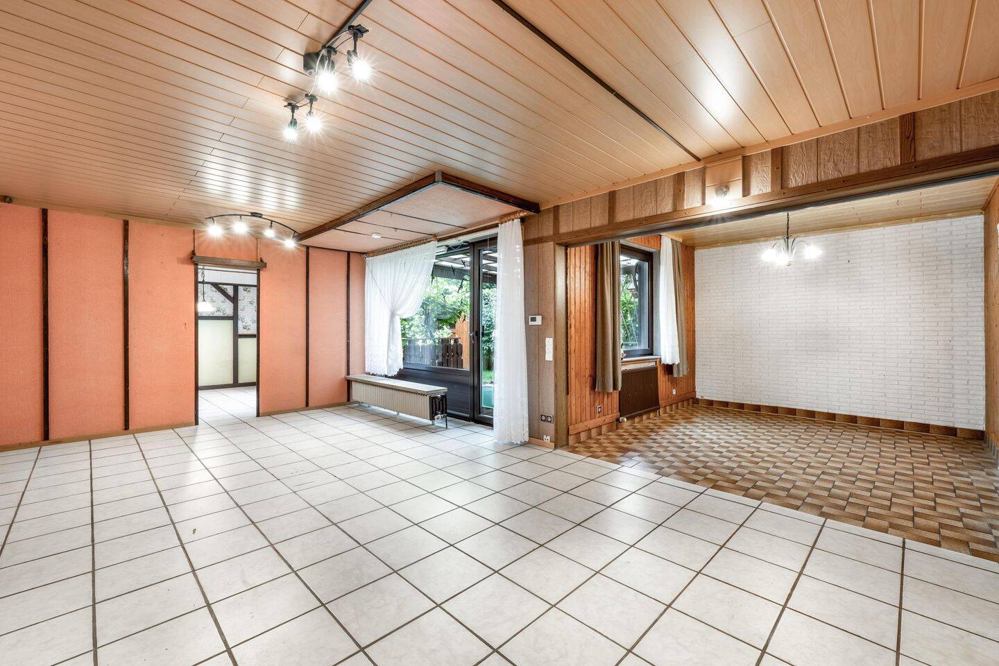 Bremen-Kattenesch: Sanierungsbedürftiges Reihen-Bungalow mit Garage in ruhiger Wohnlage – 28277 Bremen – Vorschaubild 6