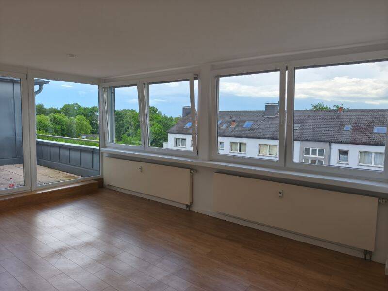 Exklusive Dachgeschoss-Wohnung mit Dachterrasse – Küchenübernahme möglich – „Freie Scholle GmbH“ – 33729 Bielefeld – Vorschaubild 6