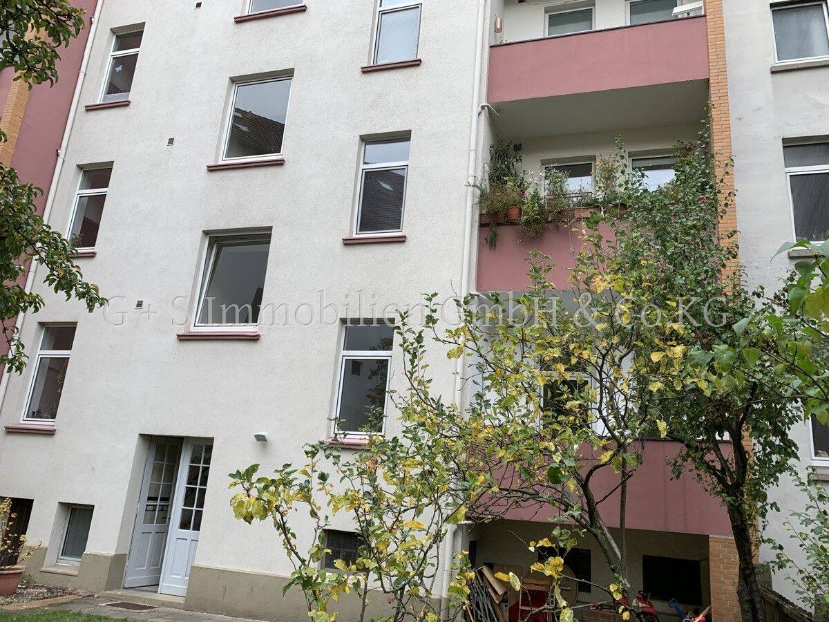 Traumhafte 2,5 Zimmer-Altbauwohnung mit Balkon – Nähe Inselwall – 38114 Braunschweig – Vorschaubild 2