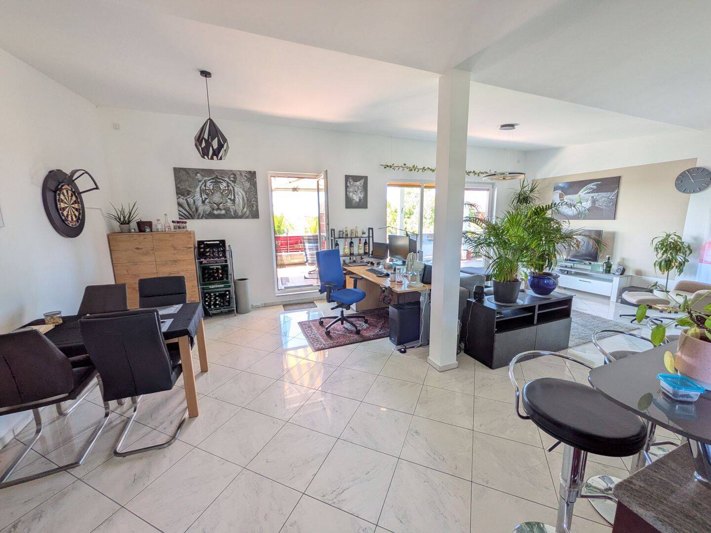 Luxuriöse Dachgeschosswohnung mit großzügiger Dachterrasse & Kaminofen & Panoramablick in Erlangen – 91052 Erlangen – Vorschaubild 7