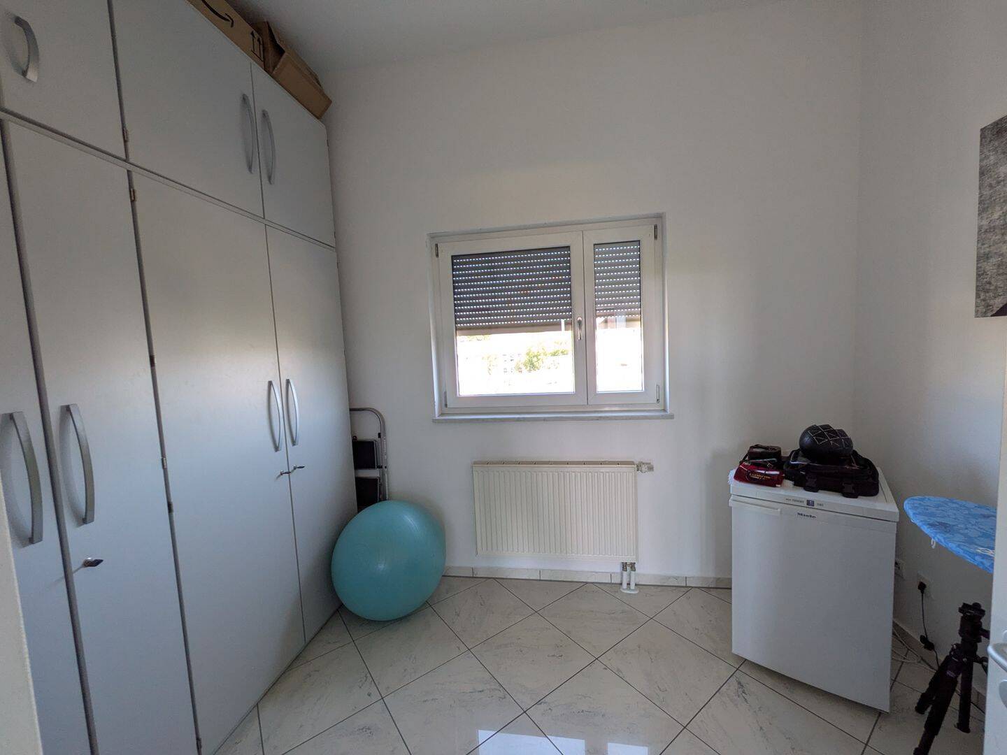 Luxuriöse Dachgeschosswohnung mit großzügiger Dachterrasse & Kaminofen & Panoramablick in Erlangen – 91052 Erlangen – Vorschaubild 8