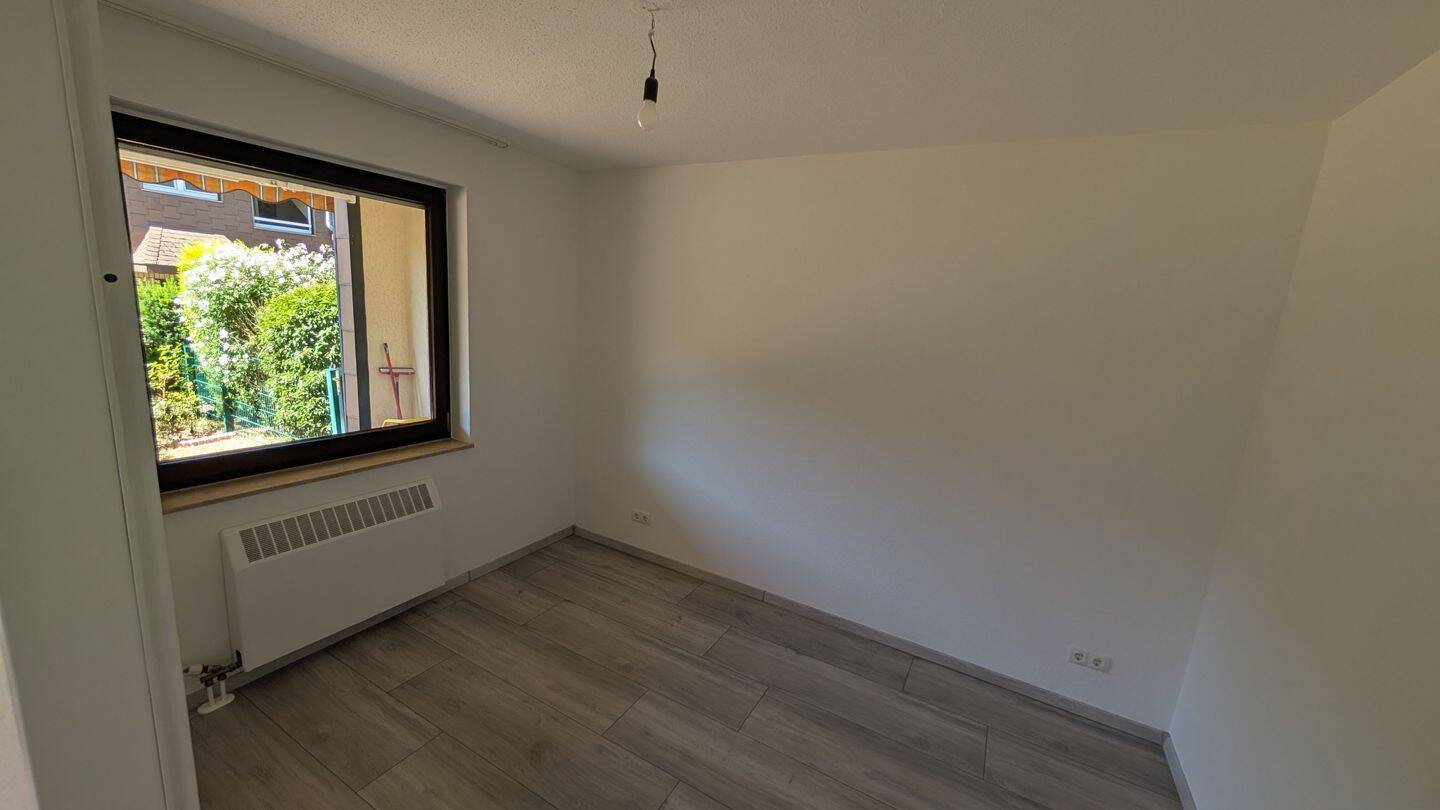 Traumhaftes Wohnen mit eigenem Garten & Terrasse – Frisch renoviert & super ruhig! – 45881 Gelsenkirchen – Vorschaubild 3