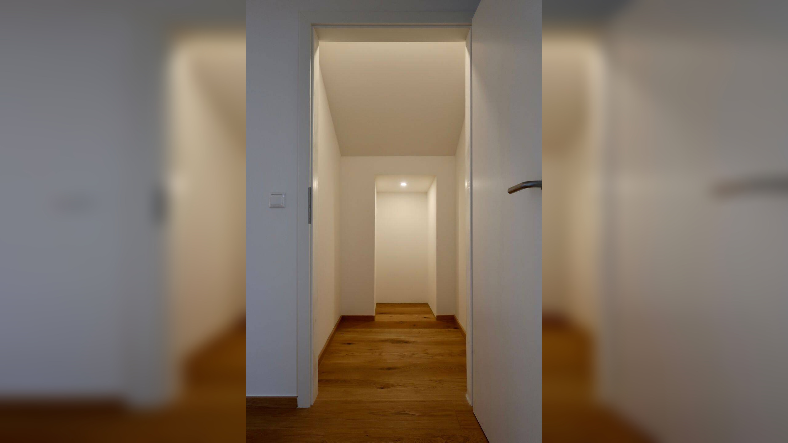 Ruhige 3-Zimmer Dachgeschosswohnung mit Bergblick – 83346 Bergen – Vorschaubild 9
