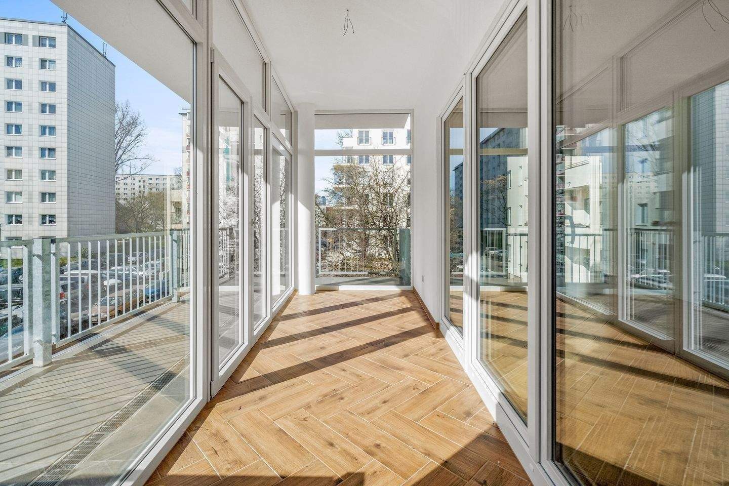Familienwohnung mit 5 Zimmern im Neubau / sofortiger Erstbezug / Lift / Balkon / hohe Räume / weitere Angebote – 10179 Berlin – Vorschaubild 6