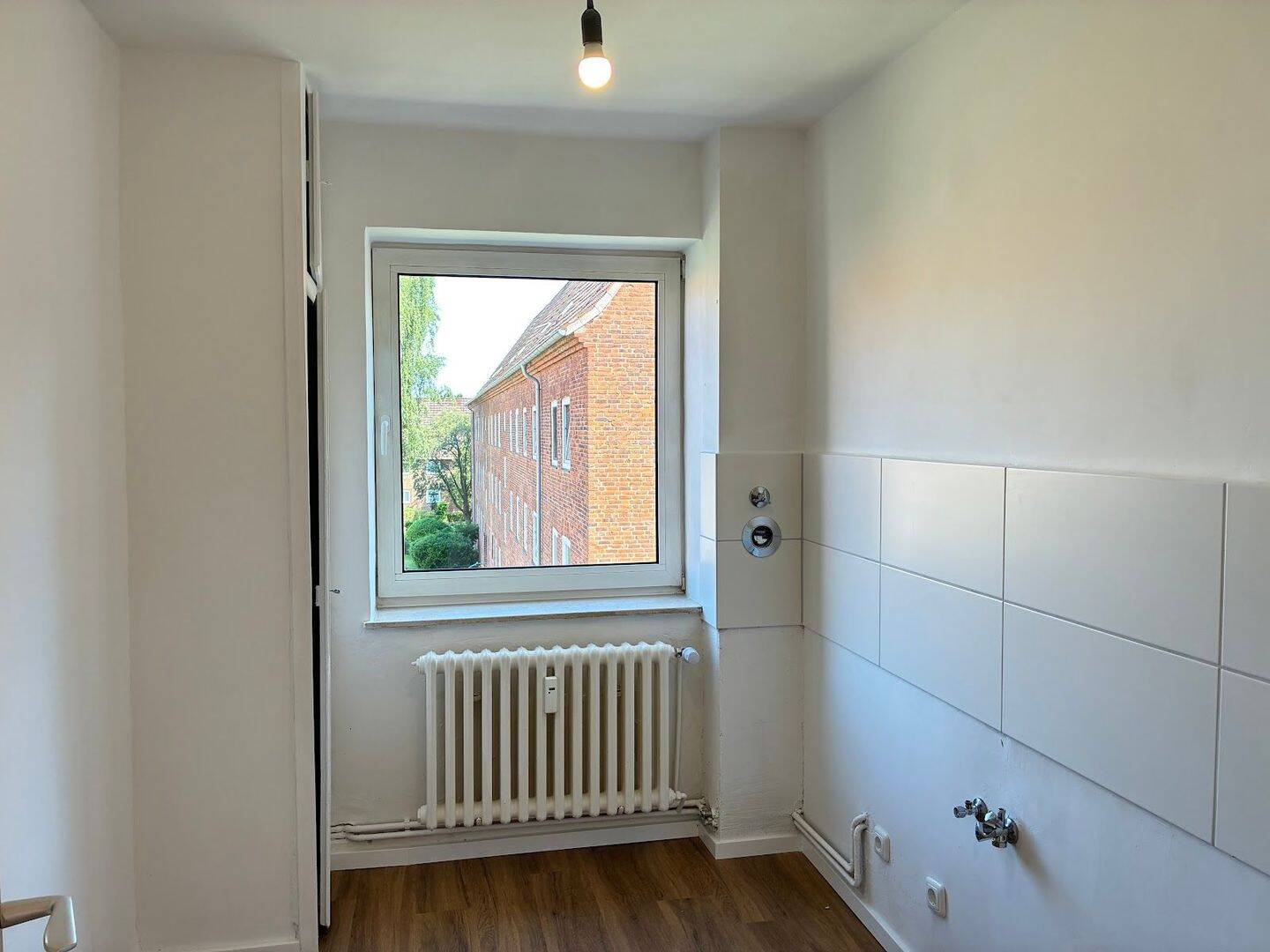 Praktische 2,5 Zimmerwohnung mit Dielenboden – 24149 Kiel – Vorschaubild 5