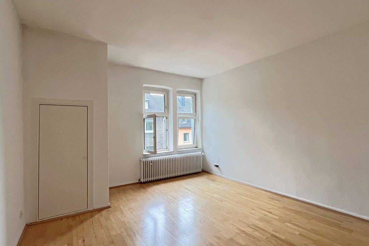 Charmante Altbau-Perle! Helle 2½-R.-Dachgeschoss-Wohnung OHNE BALKON In Rüttenscheid – 45130 Essen – Vorschaubild 6