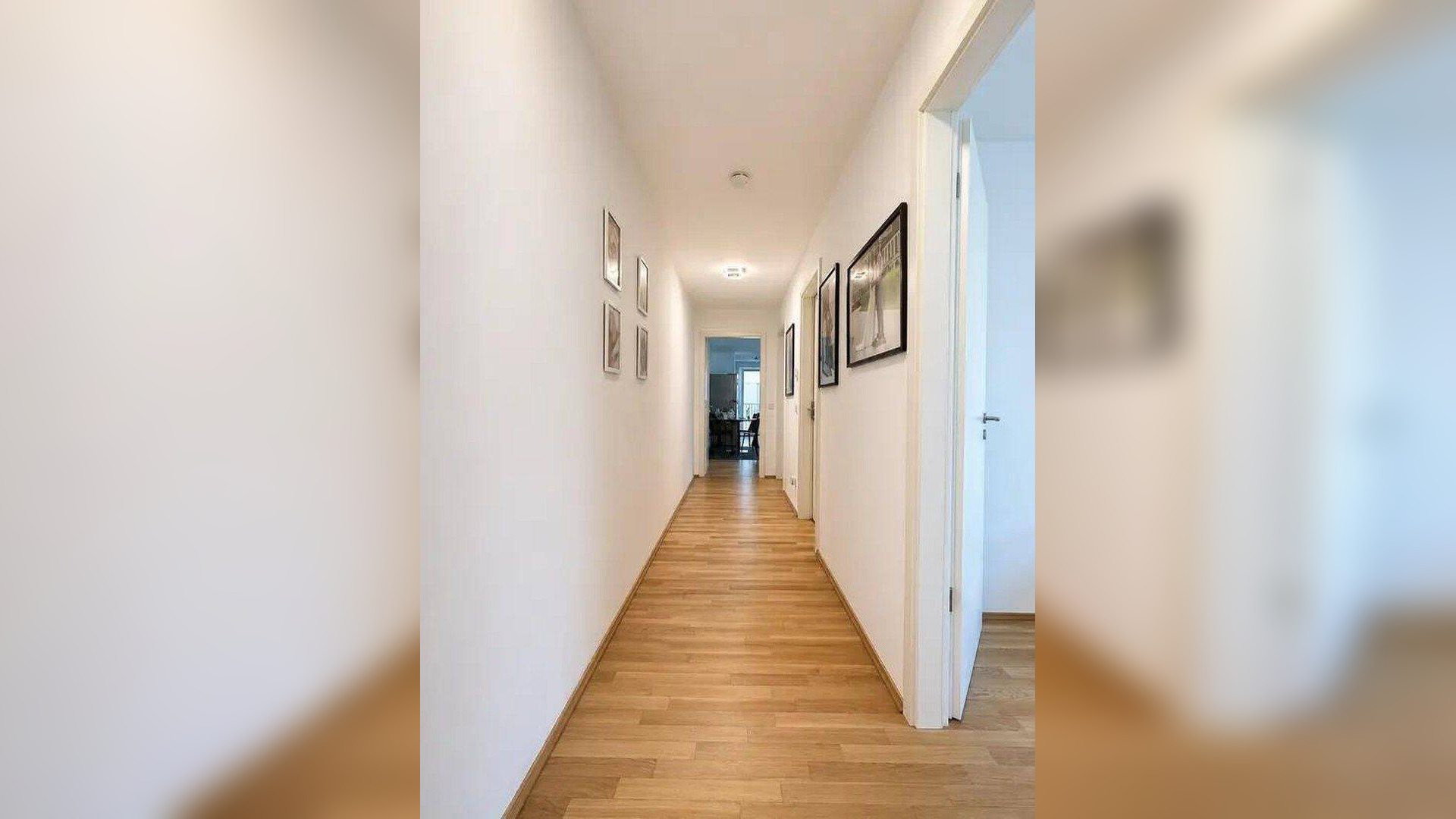 Neuwertige 3-Zimmer-Wohnung mit Balkon, zwei Bädern & TG-Stellplatz – 81249 München – Vorschaubild 8