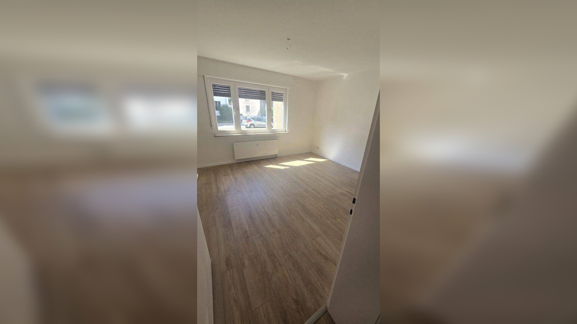 Frisch renovierte 2-Zimmer-Erdgeschosswohnung in Dellwig, frei ab sofort – 45357 Essen – Vorschaubild 2