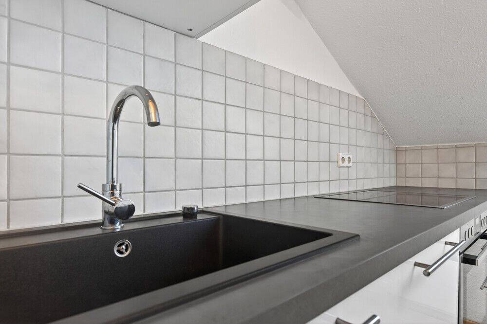 Gemütliche 3-Zimmer-Dachgeschoss Wohnung ab 1.11.2026 in Karlsruhe zu vermieten – 76187 Karlsruhe – Vorschaubild 12