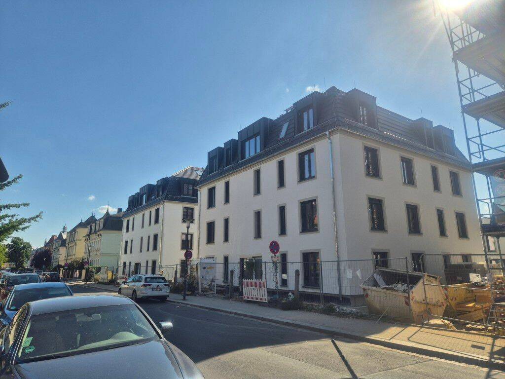 SPARSAM im Verbrauch durch Niedrigenergiehaus – ERSTBEZUG mit schicker EBK, Bad mit Wanne & Dusche, sowie Gäste WC – 1139 Dresden – Vorschaubild 5