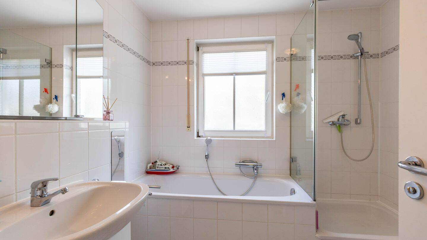 Schmucke 3-Zimmer-Balkonwohnung in beliebter Wohnlage – 81827 München – Vorschaubild 7