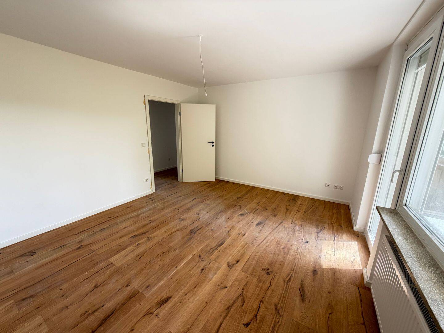 Attraktive & frisch renovierte 3-Zi.-Whg. mit Balkon in Erlangen Innenstadt (provisionsfrei) – 91052 Erlangen – Vorschaubild 6