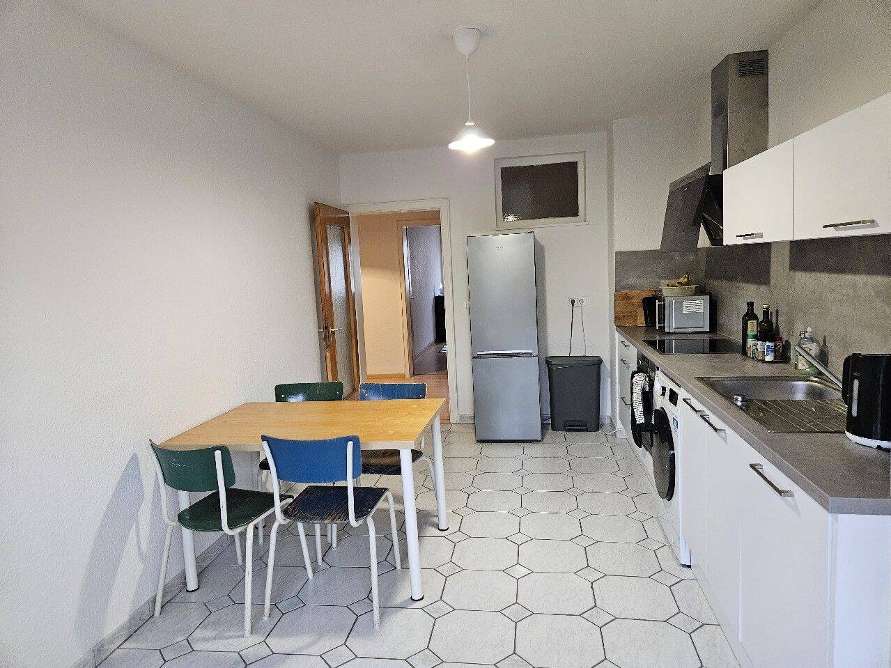 Meerfeldstraße! Helle 3 ZKB im Lindenhof mit großem Balkon und Einbauküche sucht  Mieter – 68163 Mannheim – Vorschaubild 2