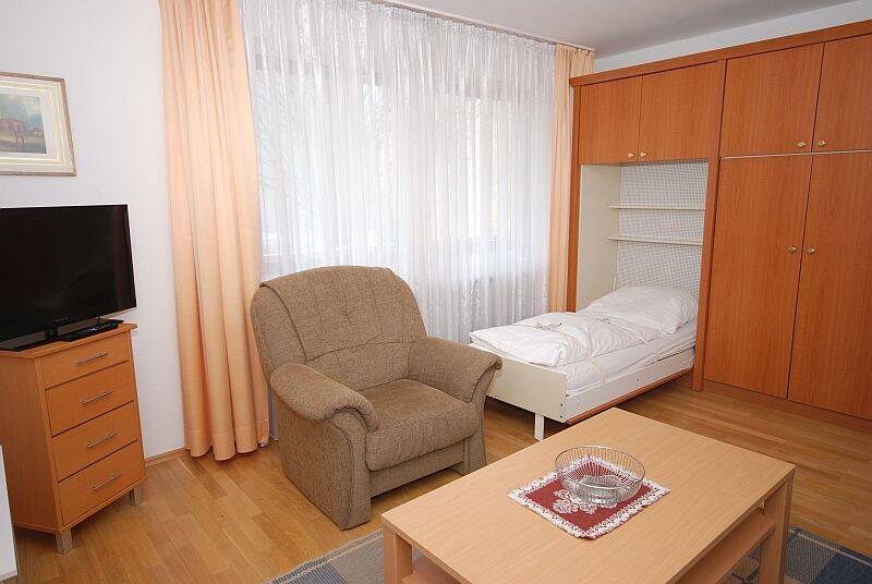 Zwei-Zimmer-Wohnung komplett möbliert und ausgestattet in zentrumsnaher Lage – 83435 Bad Reichenhall – Vorschaubild 5