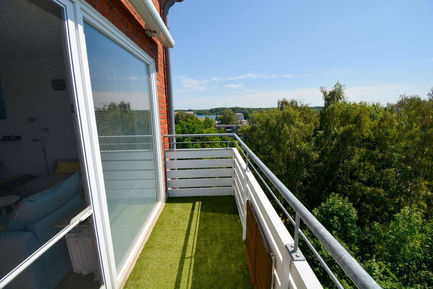 Ansprechende Mietwohnung mit Balkon (Wasserblick) – 23570 Lübeck – Vorschaubild 5