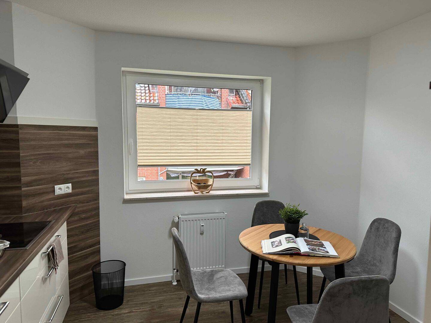 Schöne renovierte 2-Zimmer-Wohnung mit Süd Balkon – 26127 Oldenburg (Oldb) – Vorschaubild 6
