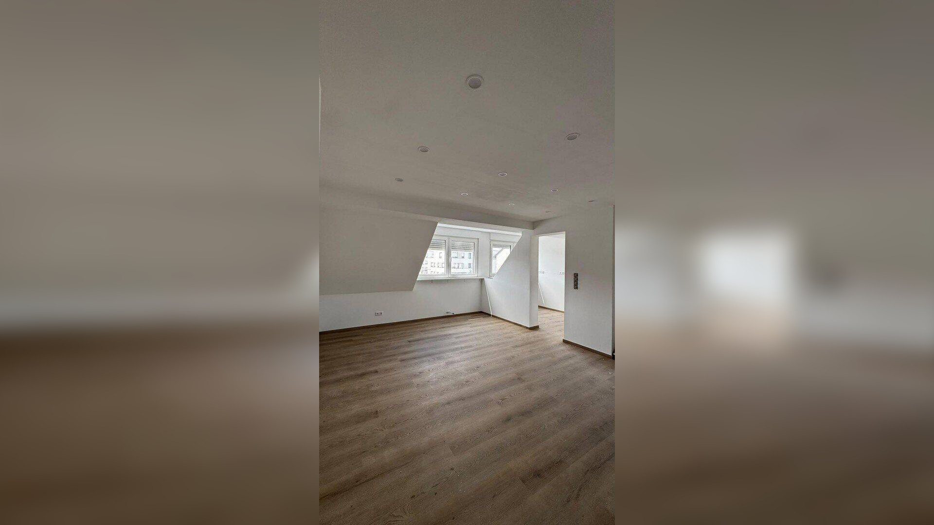 Charmante 50-qm-Wohnung mit neuer, moderner Einbauküche in vollständig saniertem Mehrfamilienhaus – 68229 Mannheim – Vorschaubild 2