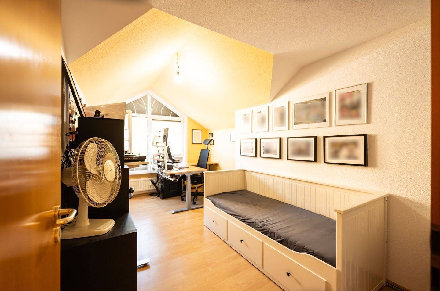 Hochwertig möblierte 3 Zimmer-Wohnung mit Balkon – direkt bezugsfertig! – 71263 Weil der Stadt – Vorschaubild 7