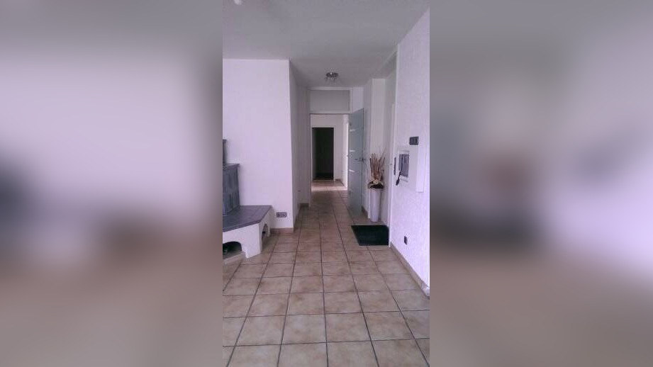 Super schöne Erdgeschosswohnung mit großem Garten und Einzelgarage sowie Außenstellplatz zu vermieten – 91183 Abenberg – Vorschaubild 8