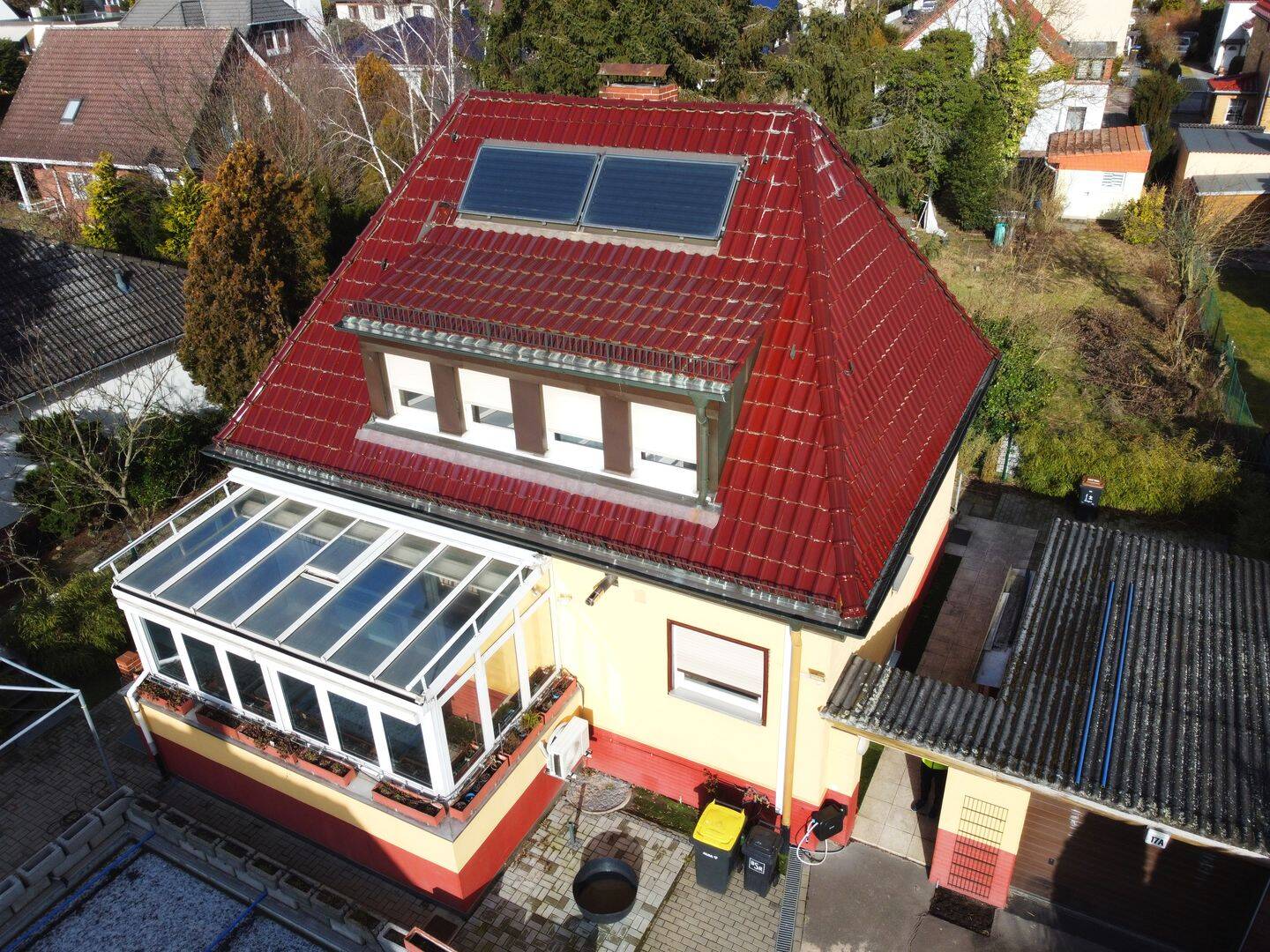 Einfamilienhaus in Berlin-Rudow (bezugsfrei) – 4 Zi. ca. 109 m² Wohnfläche plus ca. 56 m² Souterrain – 12357 Berlin – Vorschaubild 3