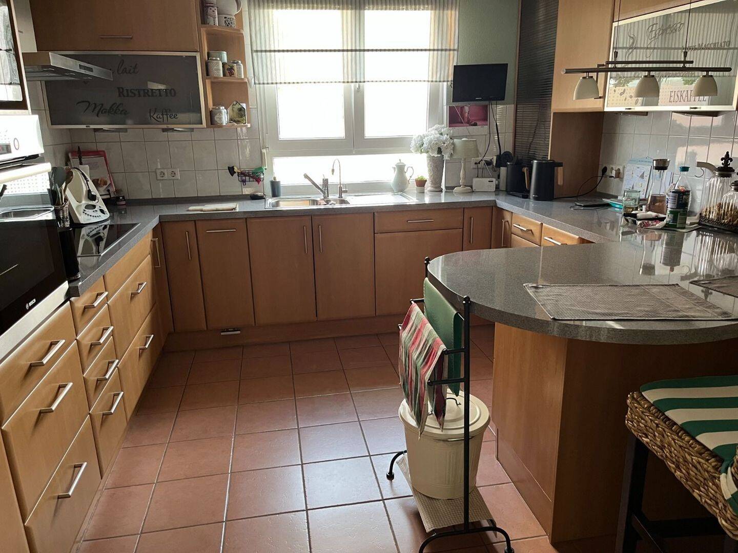 Zentrale 4-Zimmer-Wohnung mit Garten in Weil am Rhein – 79576 Weil am Rhein – Vorschaubild 4