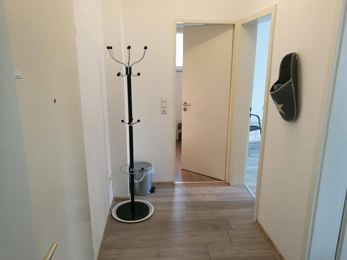 Ankommen. Einziehen. Zuhause sein. Möblierte Wohnung in Aalen am Stadtoval – 73431 Aalen – Vorschaubild 4