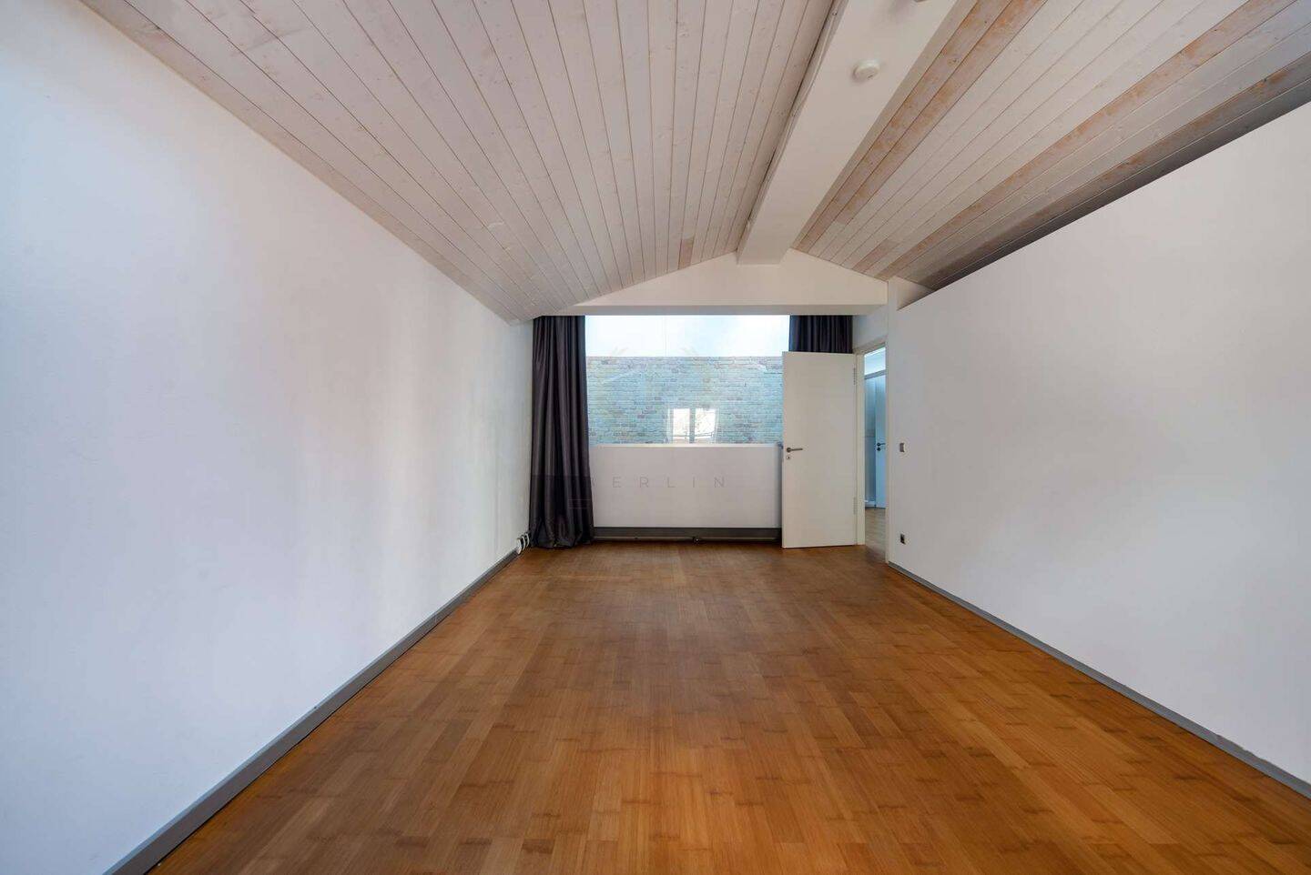 Historische Remise mit exklusivem Flair und Dachterrasse – im ruhigen Innenhof von Berlin-Mitte – 10115 Berlin – Vorschaubild 8