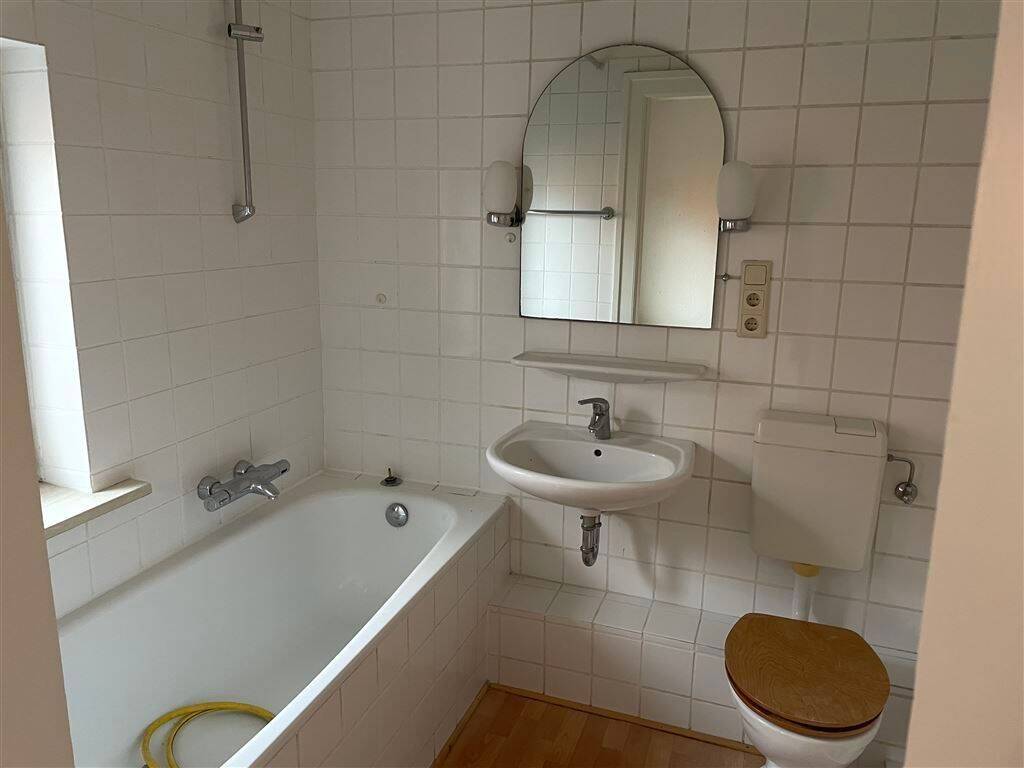 Charmante Altbauwohnung in zentraler Lage von Hude! – 27798 Hude (Oldb) – Vorschaubild 9