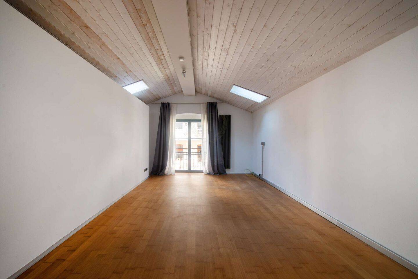 Historische Remise mit exklusivem Flair und Dachterrasse – im ruhigen Innenhof von Berlin-Mitte – 10115 Berlin – Vorschaubild 10