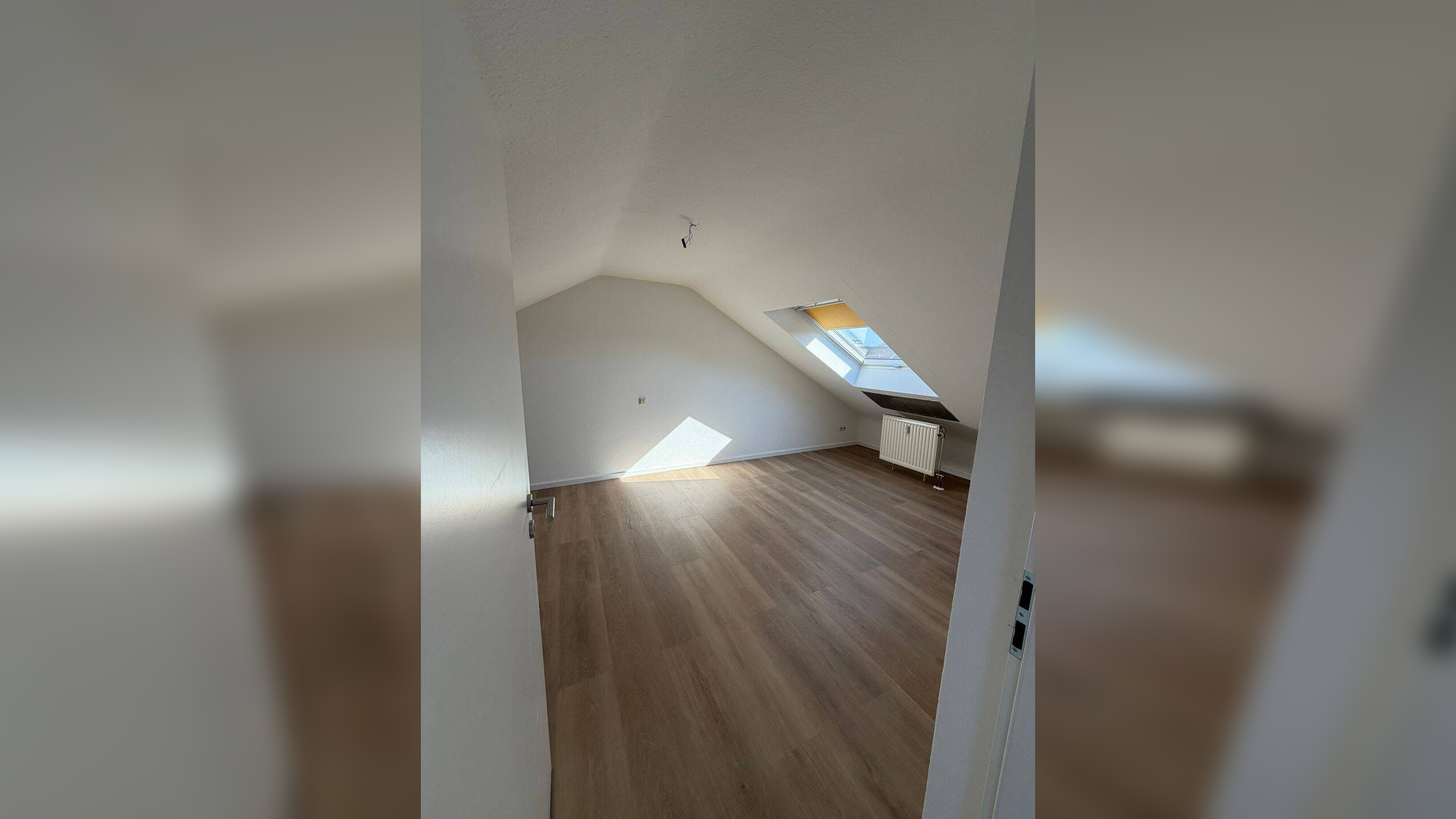 Frisch renovierte 3,5-Zimmer-Maisonettewohnung im Dachgeschoss mit Balkon – 76448 Durmersheim – Vorschaubild 10