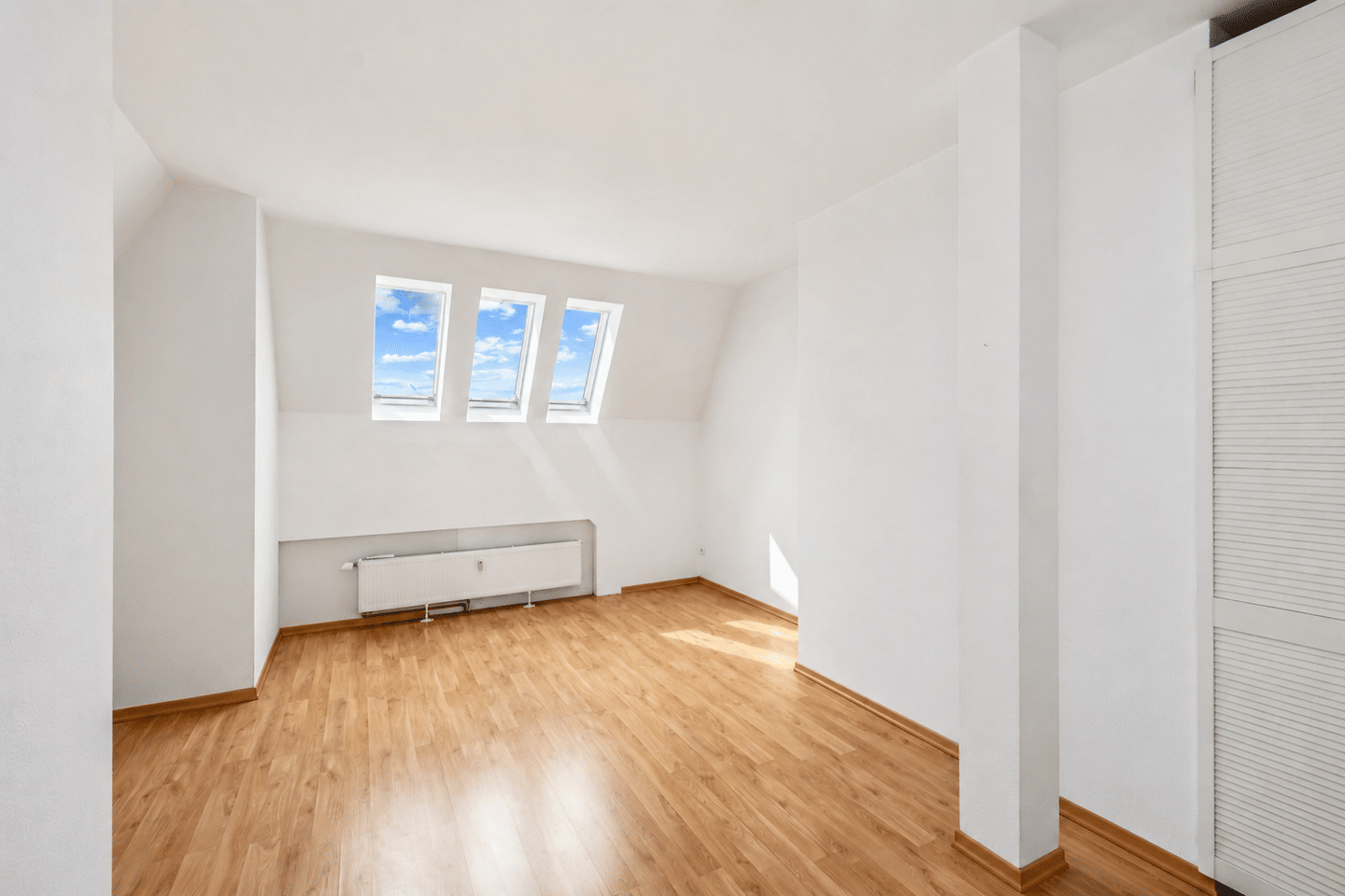 ÜBER DEN DÄCHERN VON TEGEL Loft-Feeling + Aufzug + Terrasse + Kamin – 13507 Berlin – Vorschaubild 9