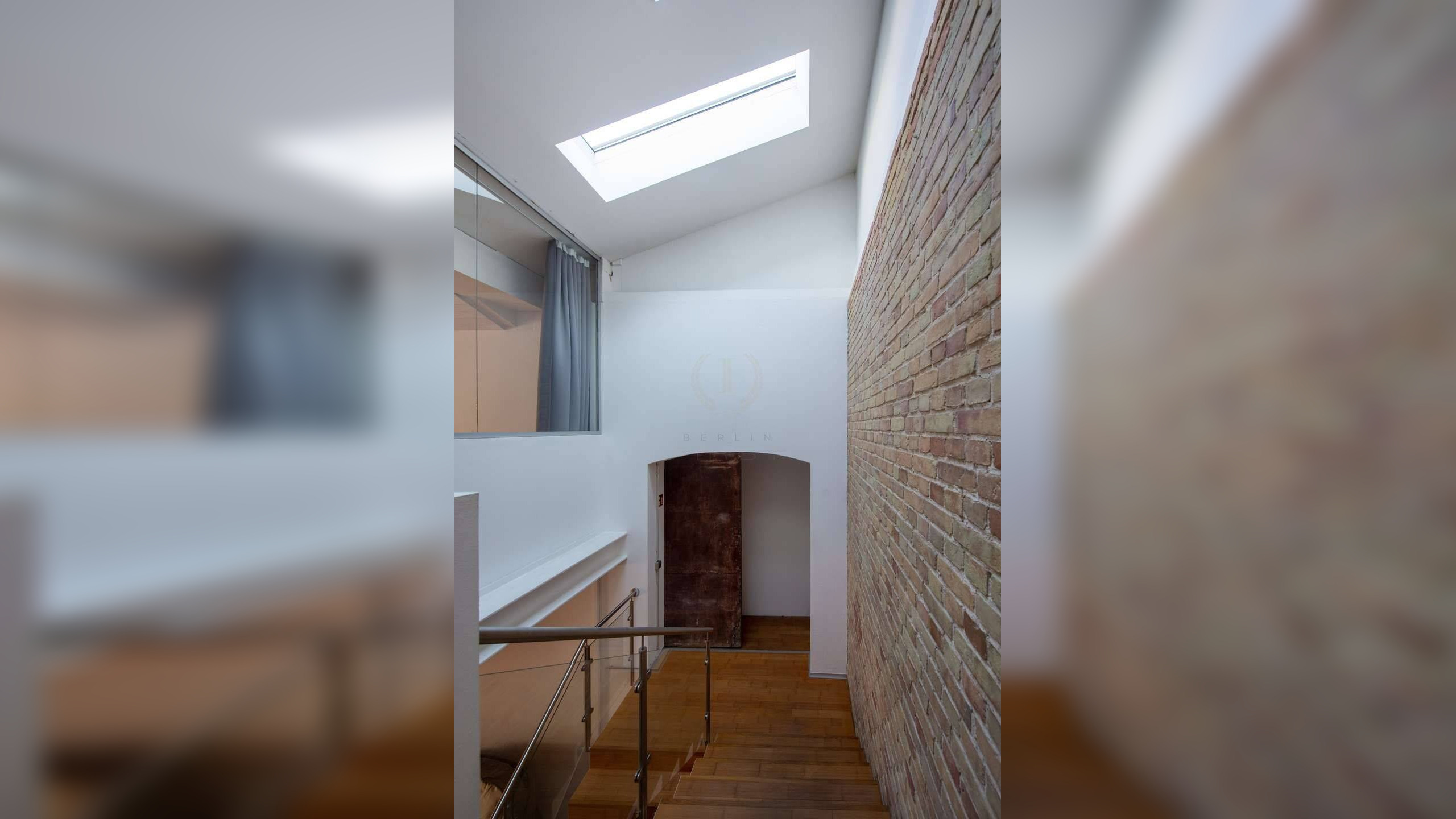 Historische Remise mit exklusivem Flair und Dachterrasse – im ruhigen Innenhof von Berlin-Mitte – 10115 Berlin – Vorschaubild 13