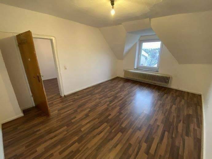 Ab 01.10.2026 / Gemütliche 3-Zimmer-Wohnung / Dachgeschosswohnung (3. OG) mit Einbauküche / ohne Balkon und ohne Aufzug – 54290 Trier – Vorschaubild 10