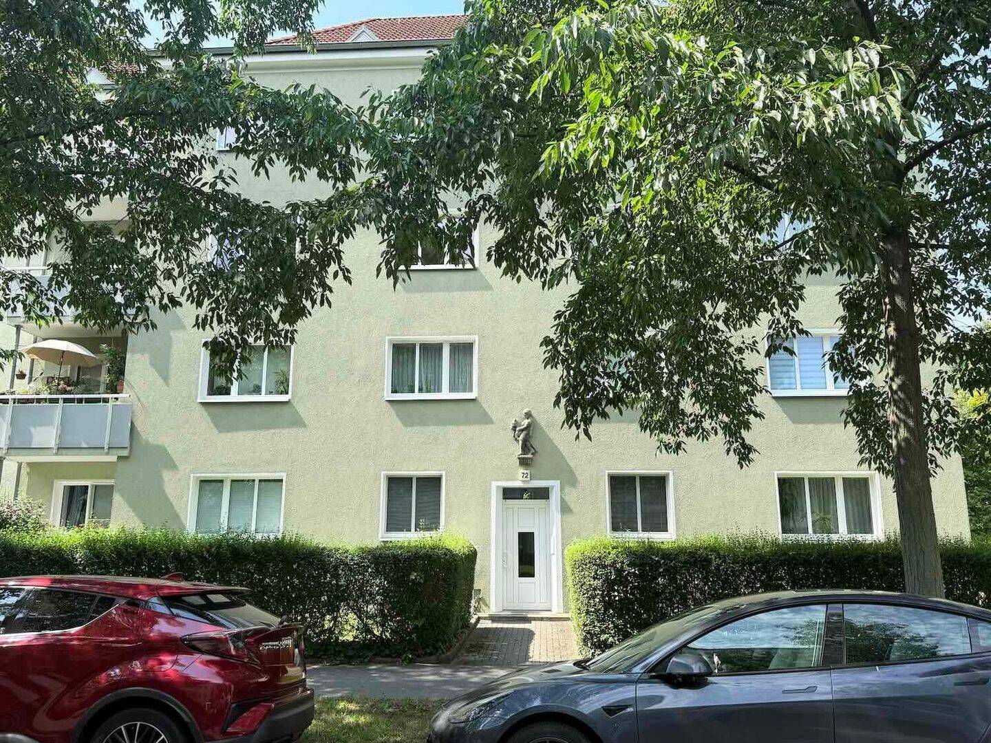 Leerstehende 2,5 Zimmerwohnung! Loggia! Tageslichtbad! Badewanne! – 1277 Dresden – Vorschaubild 11
