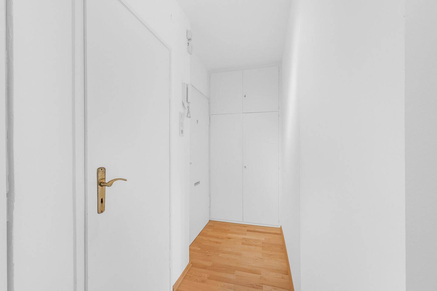 Kleine 2-Zi., Luisenstr./Ecke Zieblandstr. – Besichtigung: FR 21.08. n. indiv. Vereinb. – 80798 München – Vorschaubild 11